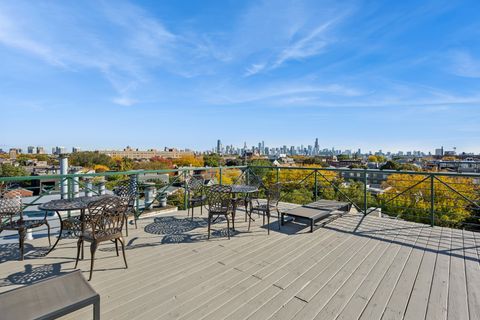 Tiny photo for 2512 N BOSWORTH Avenue #306, Chicago, IL 60614 (MLS # 12499156)