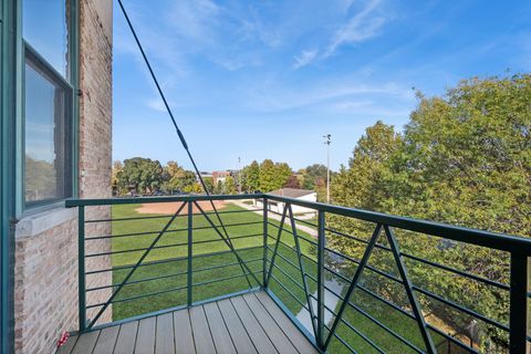 Tiny photo for 2512 N BOSWORTH Avenue #306, Chicago, IL 60614 (MLS # 12499156)