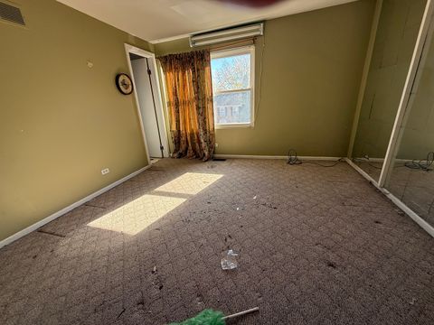 Tiny photo for 2238 Clifton Place, Hoffman Estates, IL 60169 (MLS # 12504020)