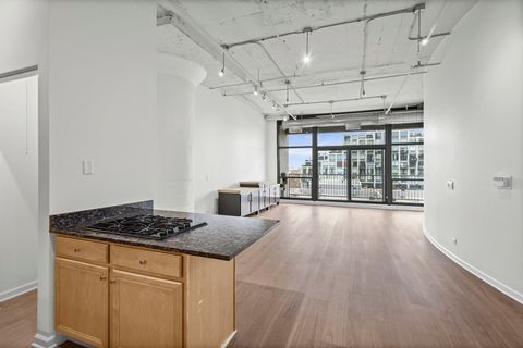 Tiny photo for 1530 S State Street #431, Chicago, IL 60605 (MLS # 12576460)