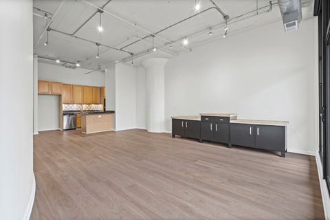Tiny photo for 1530 S State Street #431, Chicago, IL 60605 (MLS # 12576460)