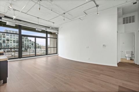 Tiny photo for 1530 S State Street #431, Chicago, IL 60605 (MLS # 12576460)