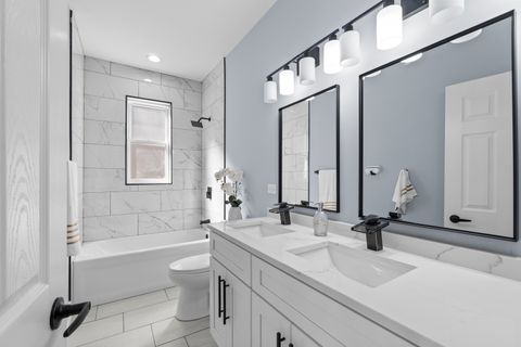Tiny photo for 657 N PINE Avenue, Chicago, IL 60644 (MLS # 12491599)