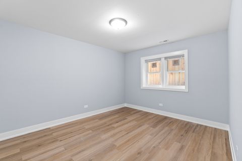 Tiny photo for 657 N PINE Avenue, Chicago, IL 60644 (MLS # 12491599)