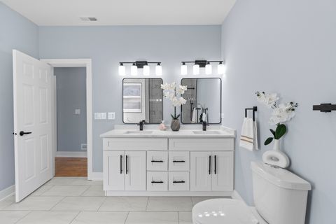 Tiny photo for 657 N PINE Avenue, Chicago, IL 60644 (MLS # 12491599)