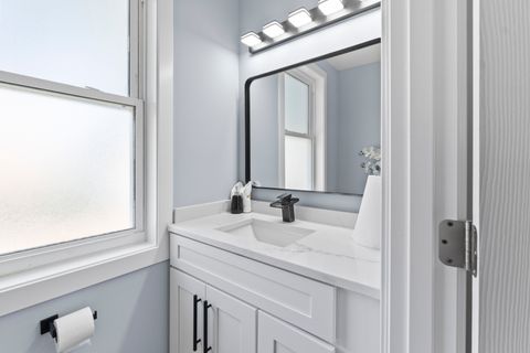 Tiny photo for 657 N PINE Avenue, Chicago, IL 60644 (MLS # 12491599)