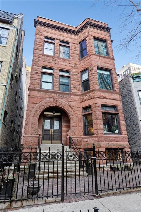 Photo of 2733 N Hampden Court #1F, Chicago, IL 60614 (MLS # 12556084)