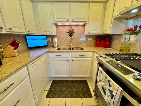 Tiny photo for 1247 S Mannheim Road #3, Westchester, IL 60154 (MLS # 12627106)