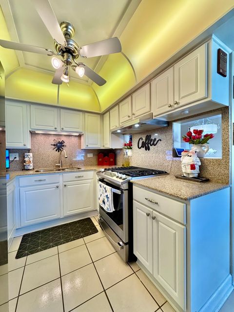 Tiny photo for 1247 S Mannheim Road #3, Westchester, IL 60154 (MLS # 12627106)