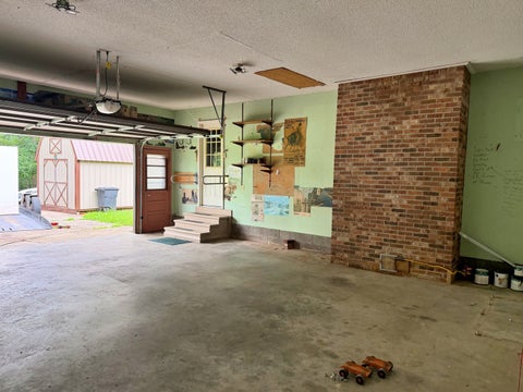 Tiny photo for 390 Hensley Hills Drive, Vienna, IL 62995 (MLS # 12581105)