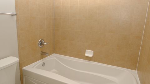 Tiny photo for 347 E 25TH Place #19-B, Chicago, IL 60616 (MLS # 12344950)