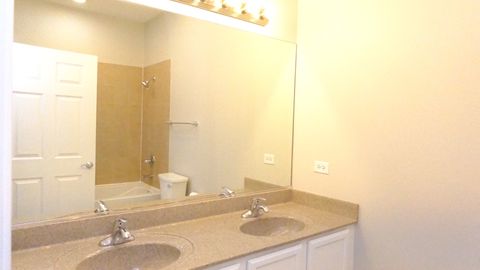 Tiny photo for 347 E 25TH Place #19-B, Chicago, IL 60616 (MLS # 12344950)