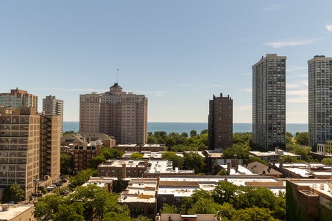 Tiny photo for 1122 W Catalpa Avenue #606, Chicago, IL 60640 (MLS # 12726025)