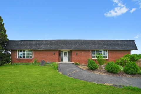 Photo of 9762 IL Route 76, Belvidere, IL 61008 (MLS # 12421313)