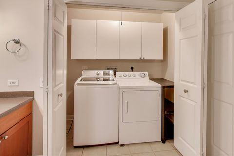 Tiny photo for 44 N VAIL Avenue #513, Arlington Heights, IL 60005 (MLS # 12520403)