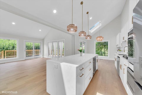 Tiny photo for 13 Chipping Campden Drive, South Barrington, IL 60010 (MLS # 12753601)