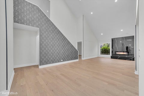 Tiny photo for 13 Chipping Campden Drive, South Barrington, IL 60010 (MLS # 12753601)