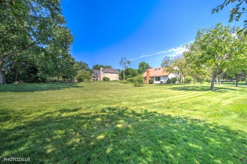 Tiny photo for 13 Chipping Campden Drive, South Barrington, IL 60010 (MLS # 12753601)
