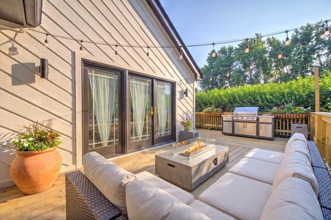 Tiny photo for 13 Chipping Campden Drive, South Barrington, IL 60010 (MLS # 12753601)