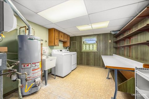 Tiny photo for 1321 Iroquois Lane, Darien, IL 60561 (MLS # 12621062)