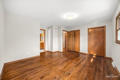 Tiny photo for 1321 Iroquois Lane, Darien, IL 60561 (MLS # 12621062)