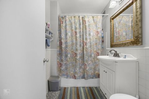 Tiny photo for 4200 N Marine Drive #902, Chicago, IL 60613 (MLS # 12479961)