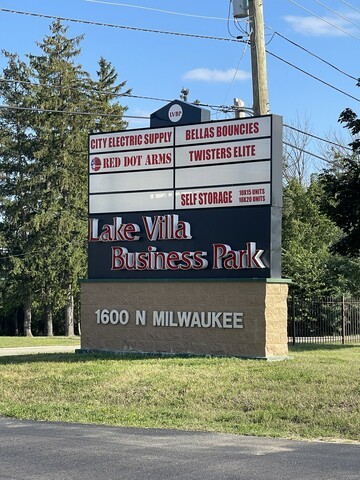 1600 N Milwaukee Avenue 307-308