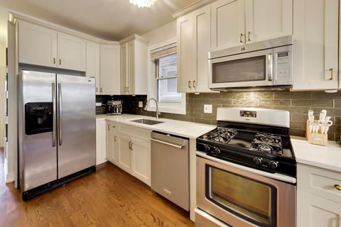 Tiny photo for 1247 N Rockwell Street #1, Chicago, IL 60622 (MLS # 12616338)