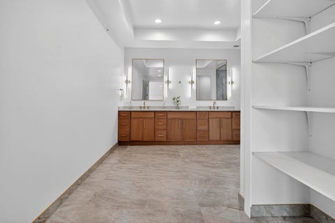 Tiny photo for 9609 Reding Circle, Des Plaines, IL 60016 (MLS # 12665385)