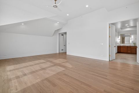 Tiny photo for 9609 Reding Circle, Des Plaines, IL 60016 (MLS # 12665385)