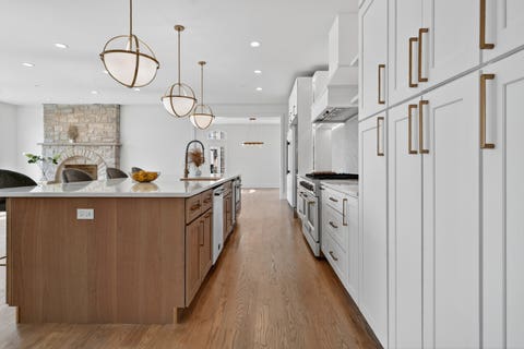 Tiny photo for 9609 Reding Circle, Des Plaines, IL 60016 (MLS # 12665385)