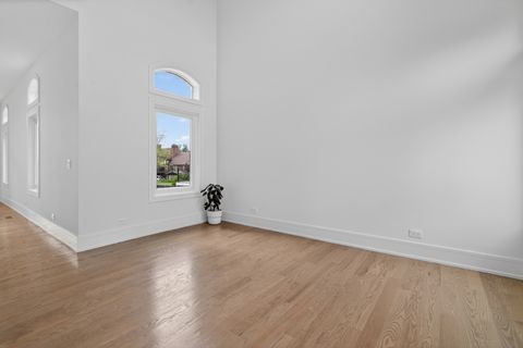 Tiny photo for 9609 Reding Circle, Des Plaines, IL 60016 (MLS # 12665385)