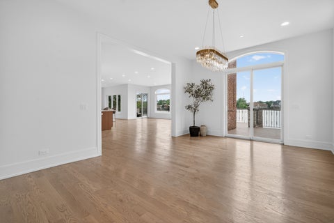 Tiny photo for 9609 Reding Circle, Des Plaines, IL 60016 (MLS # 12665385)