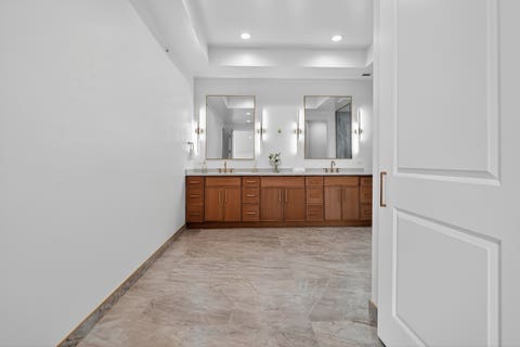 Tiny photo for 9609 Reding Circle, Des Plaines, IL 60016 (MLS # 12665385)