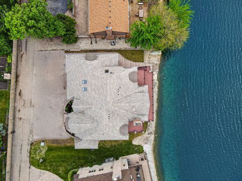 Tiny photo for 9609 Reding Circle, Des Plaines, IL 60016 (MLS # 12665385)