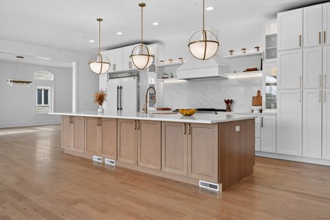 Tiny photo for 9609 Reding Circle, Des Plaines, IL 60016 (MLS # 12665385)