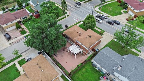 Tiny photo for 1401 N 5th Avenue, Melrose Park, IL 60160 (MLS # 12428846)