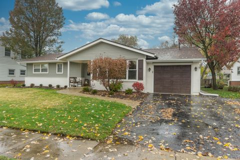 A home in Elk Grove Village