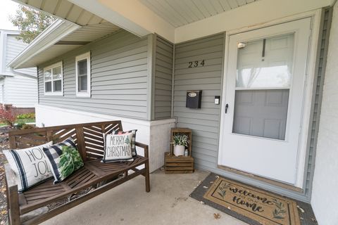 A home in Elk Grove Village