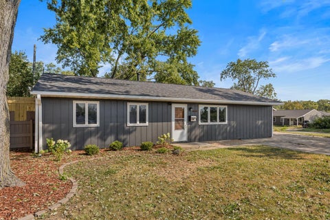 Tiny photo for 2424 E WASHINGTON Drive, Urbana, IL 61802 (MLS # 12753005)