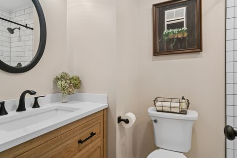 Tiny photo for 124 Braemar Drive, Elk Grove Village, IL 60007 (MLS # 12519506)