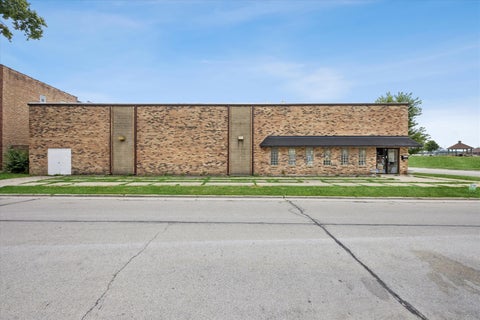 Tiny photo for 4215 Lawndale Avenue, Lyons, IL 60534 (MLS # 12716927)