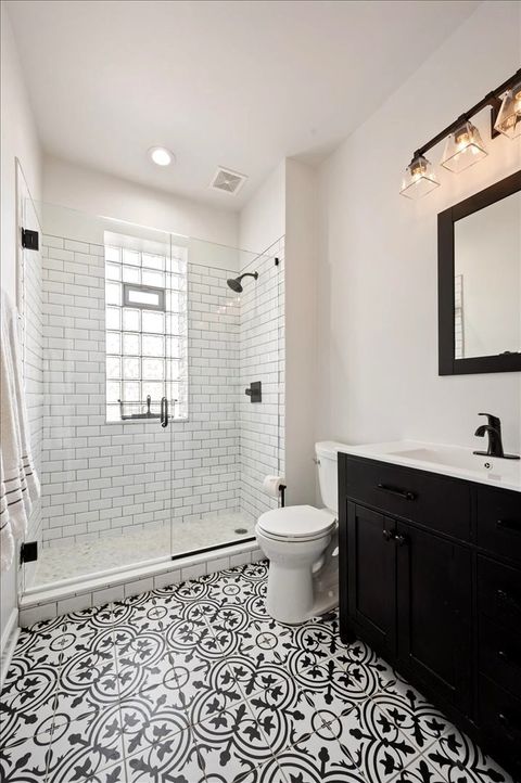 Tiny photo for 4838 N Magnolia Avenue #3A, Chicago, IL 60640 (MLS # 12594051)