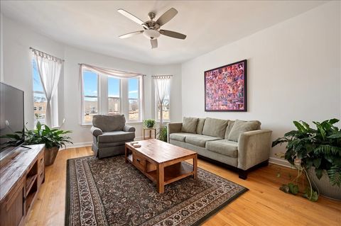 Tiny photo for 4838 N Magnolia Avenue #3A, Chicago, IL 60640 (MLS # 12594051)