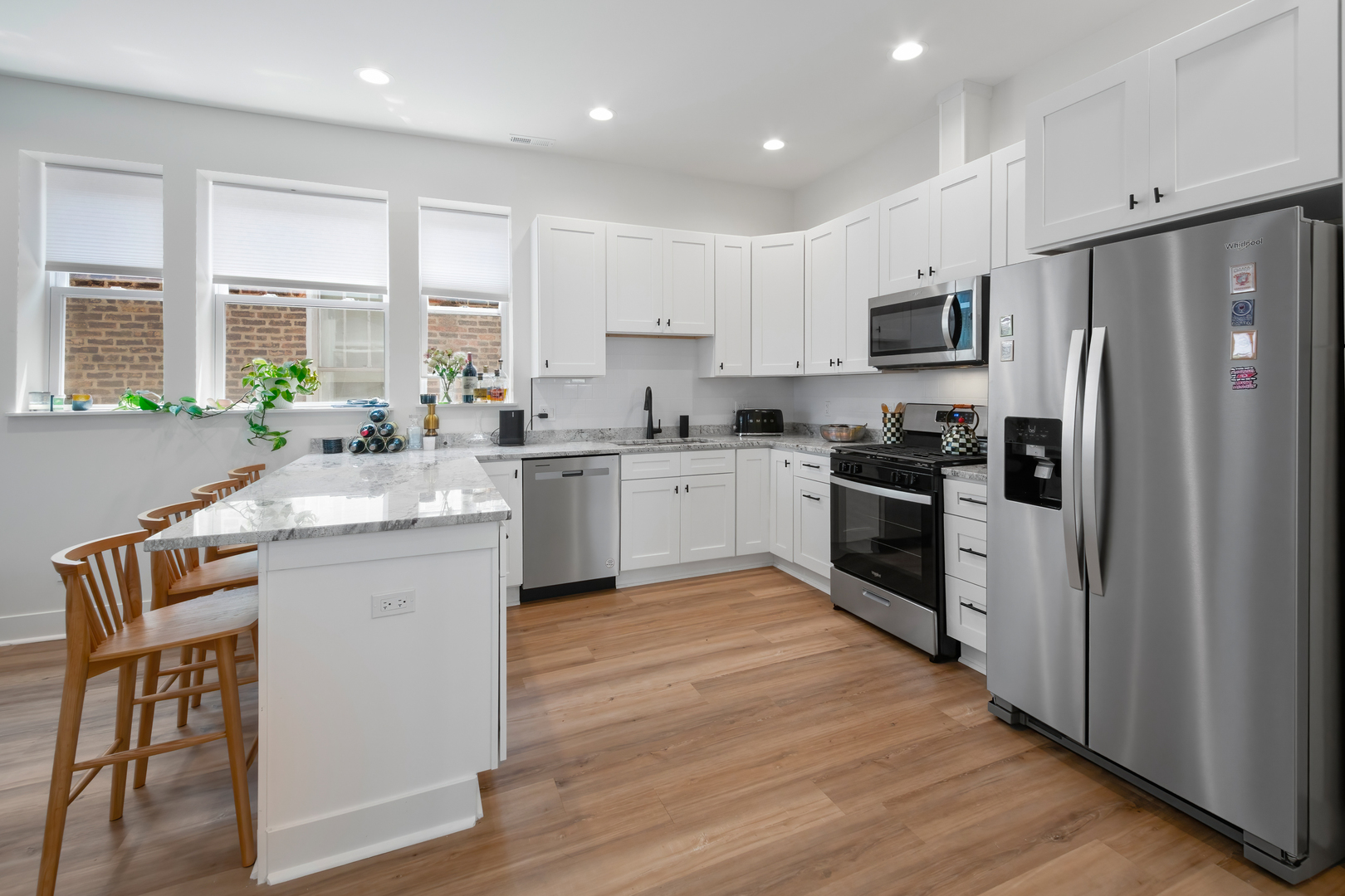 824 N Maplewood Avenue 2