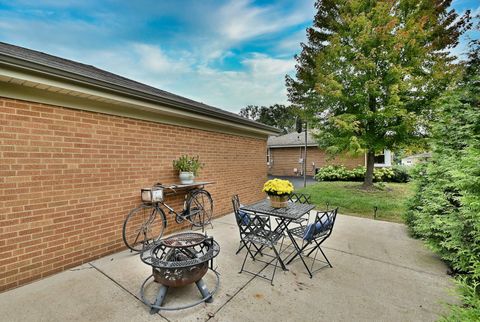 Tiny photo for 314 N Elm Avenue, Elmhurst, IL 60126 (MLS # 12478365)