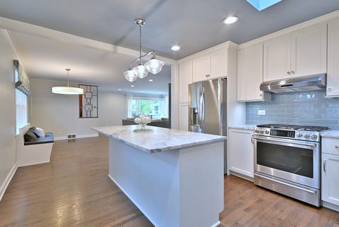 Tiny photo for 314 N Elm Avenue, Elmhurst, IL 60126 (MLS # 12478365)