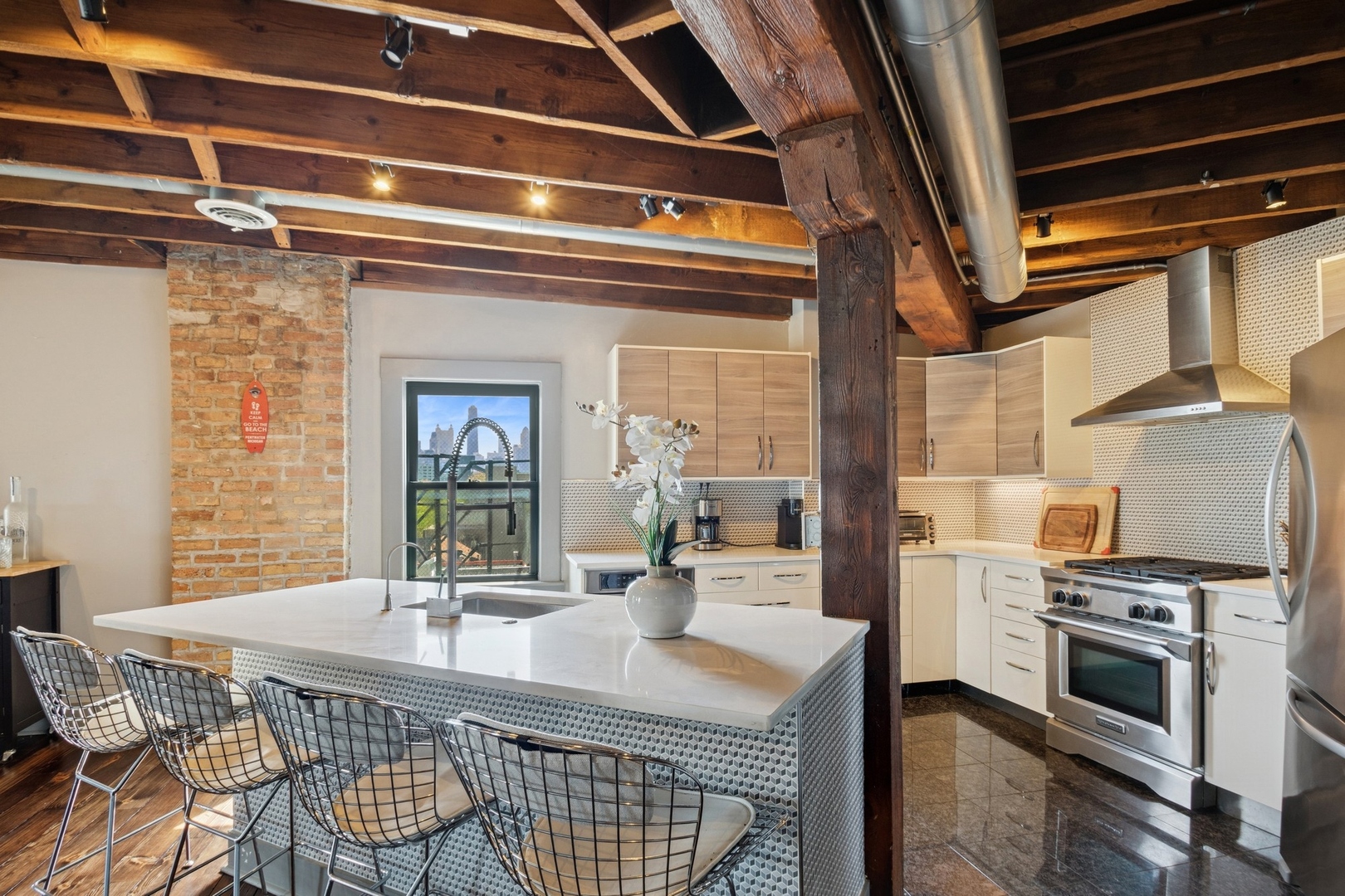 1117 W Fry Street 10