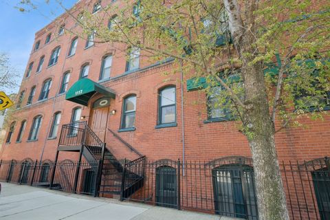 1117 W Fry Street 10 Chicago IL 60642