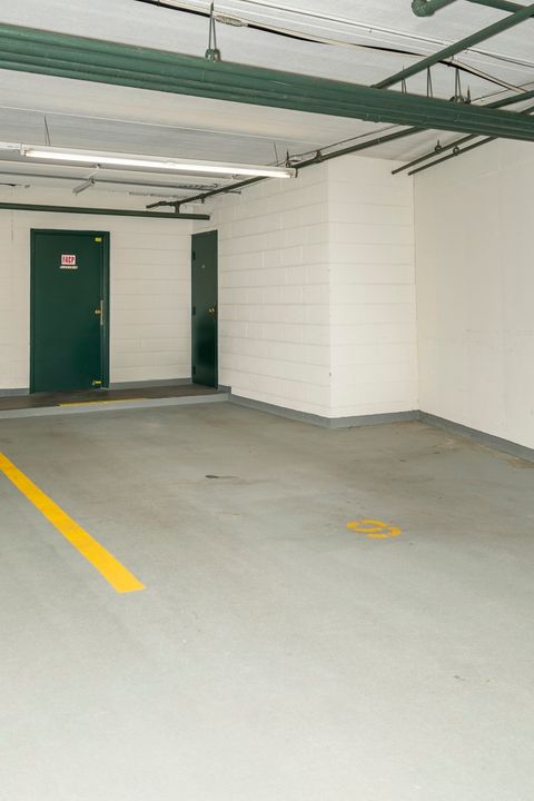 Tiny photo for 8540 W Foster Avenue #605, Norridge, IL 60706 (MLS # 12486809)